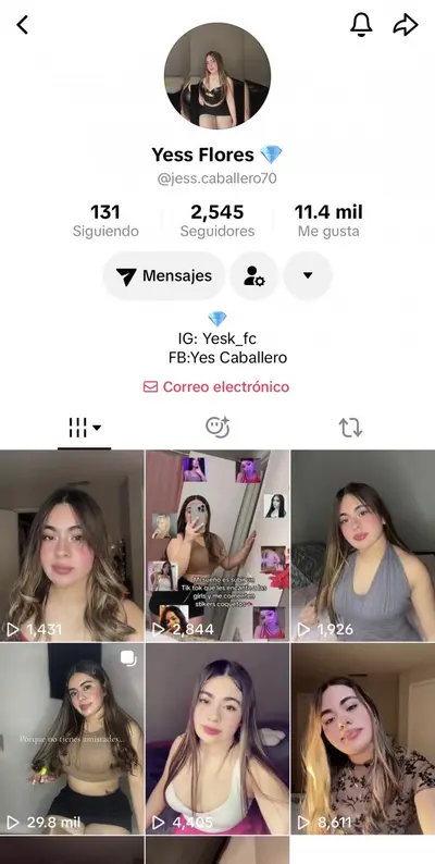Yessi flores 🥵🥵 cover image