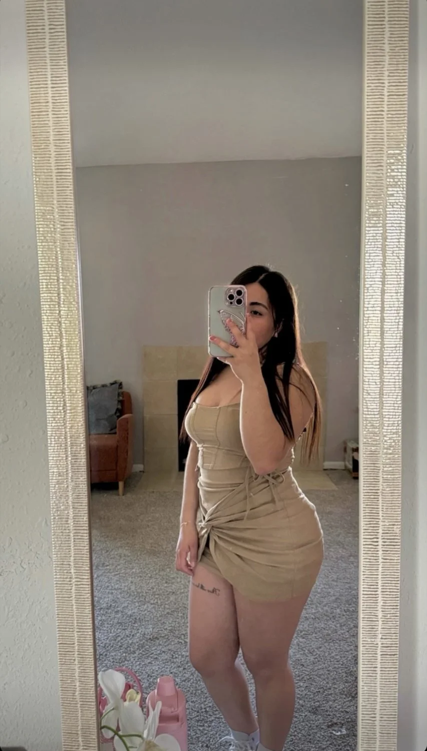 Yessi flores 🥵🥵 image 15