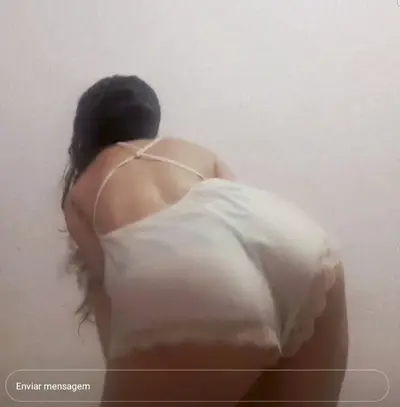 Madura mandou nuds e Caiu na net cover image