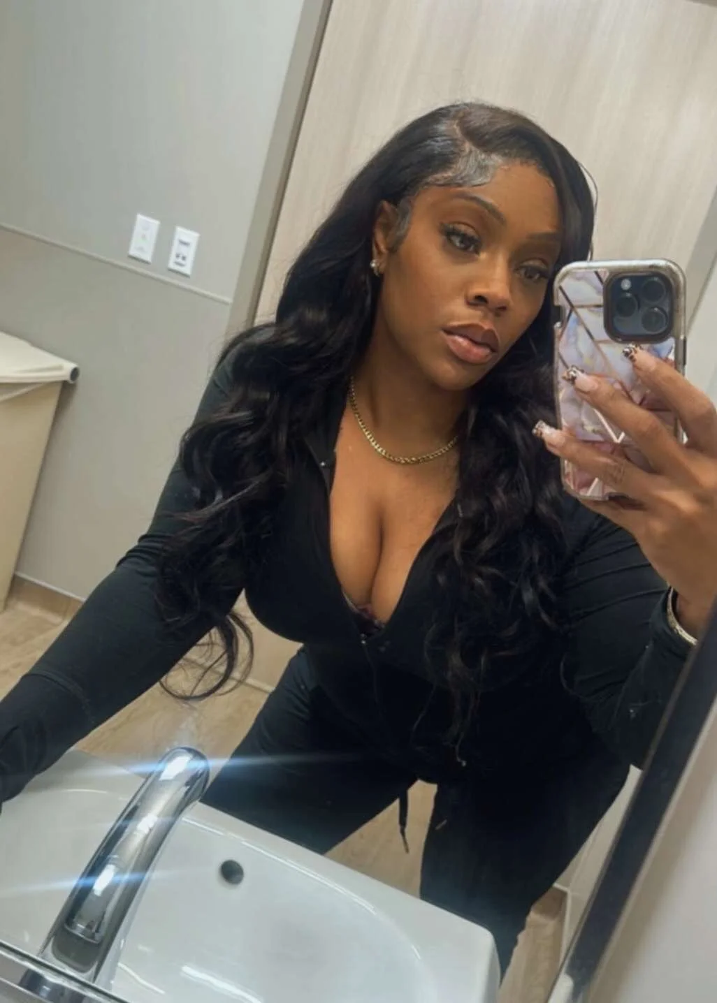 BBW Sexy thot Tay image 11