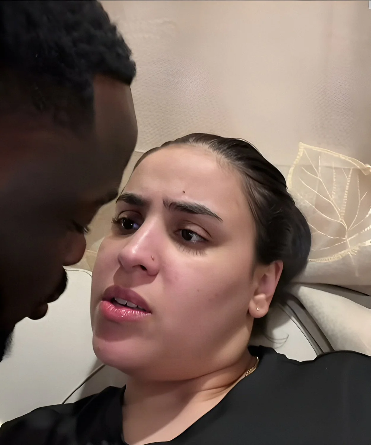 NOORIE THE WHORE image 3