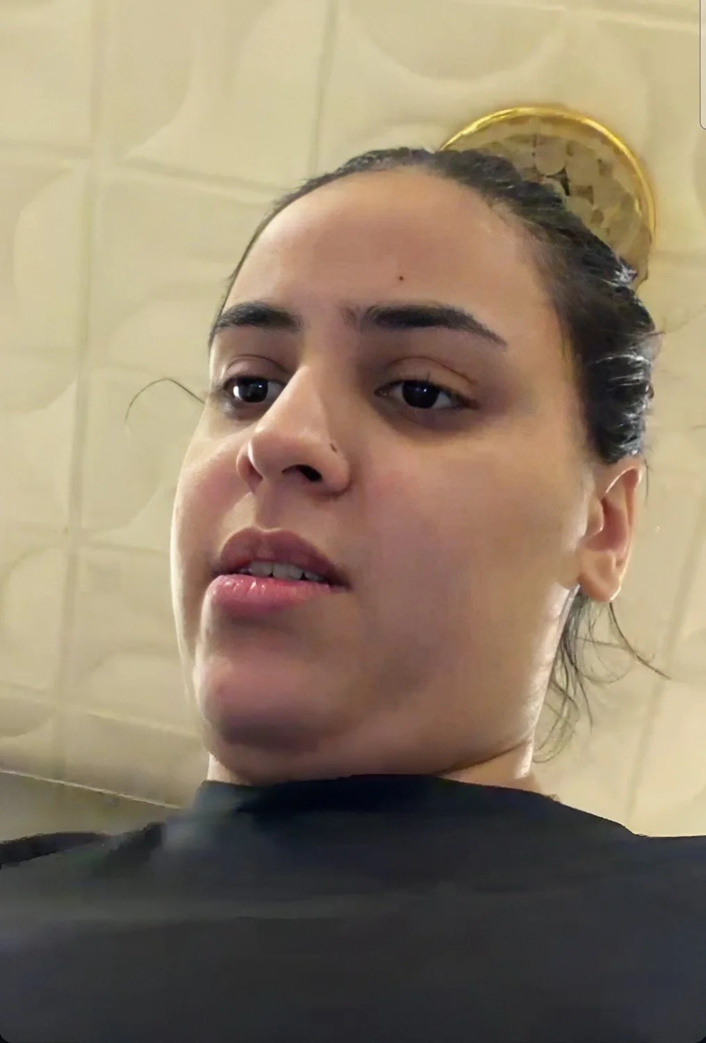 NOORIE THE WHORE image 5