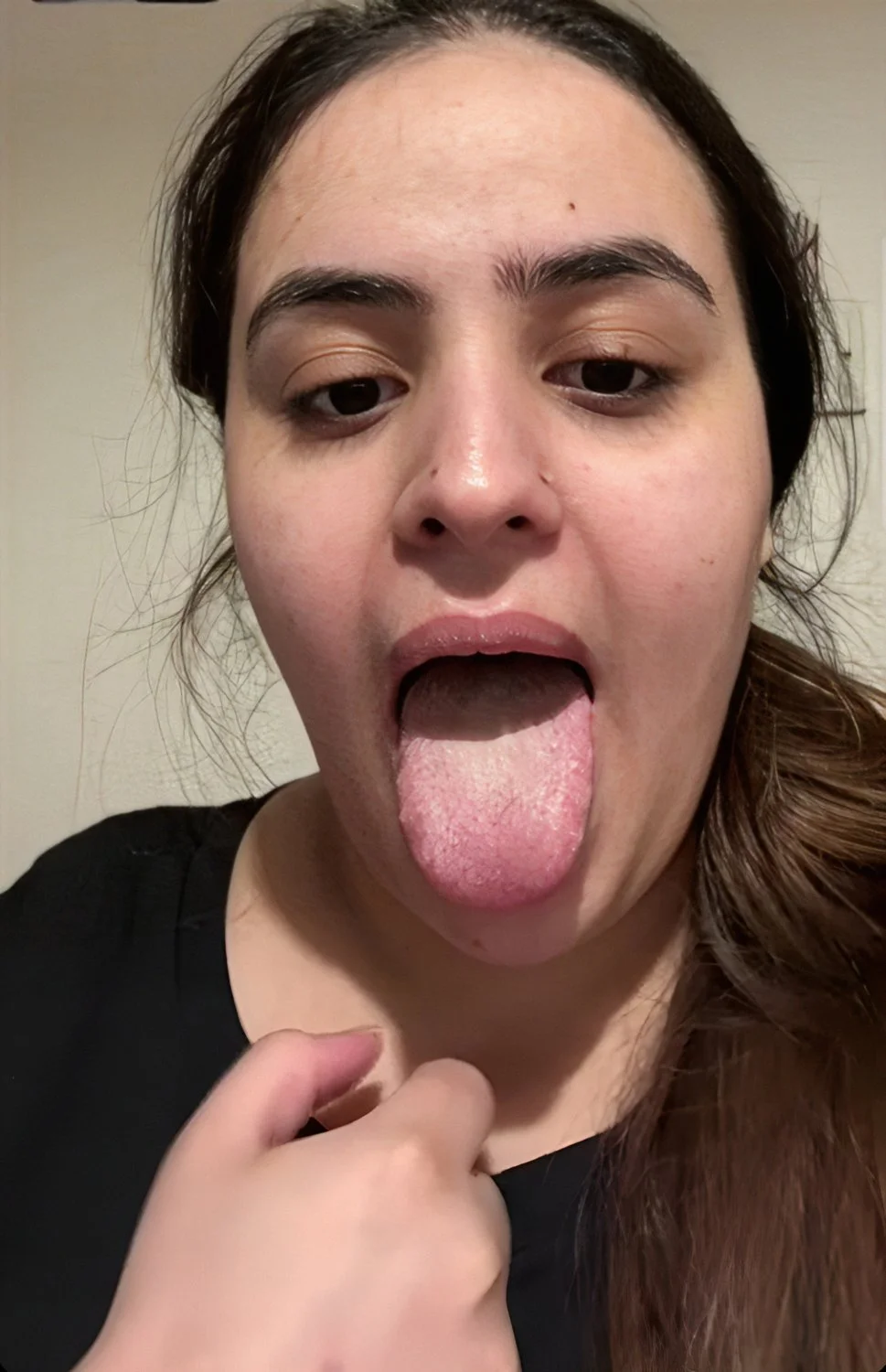 NOORIE THE WHORE image 6