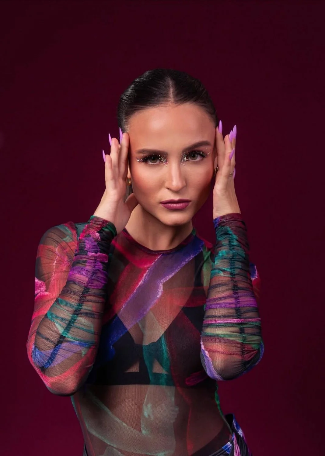 Larissa Manoela , famosa gostosa...nova video e fotos perfeita image 2