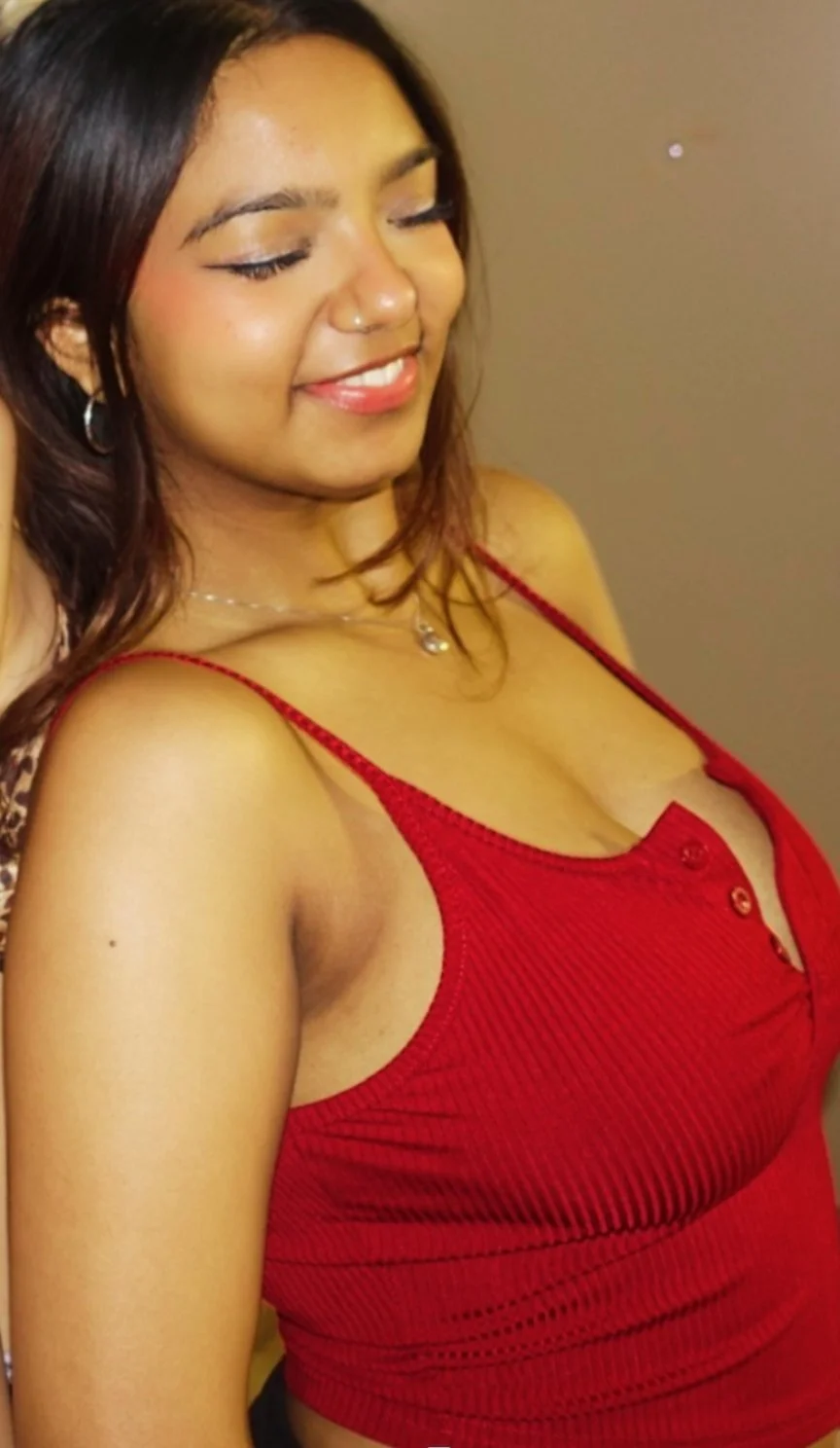 IRL Busty Indian Bop Priya image 11