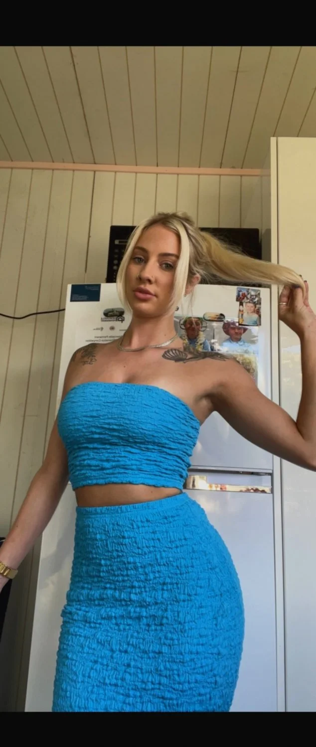 I get to suck you dry before we go out tonight image 2