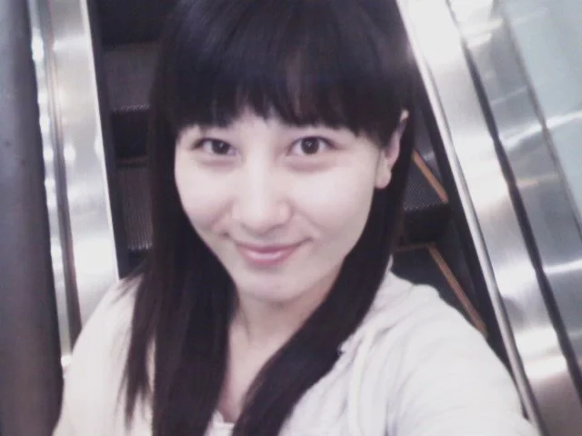 Korean factory worker GF image 4