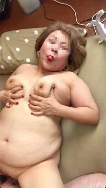 カーセ 専門：還暦超熟女人妻パート２ image 21