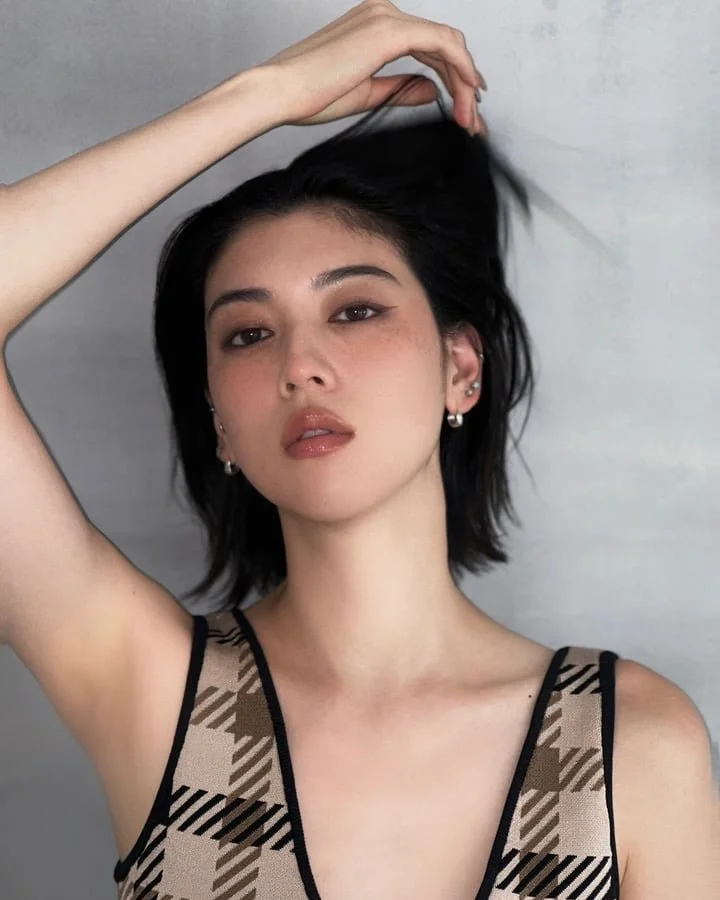 Ayaka Miyoshi 三吉彩花 image 16