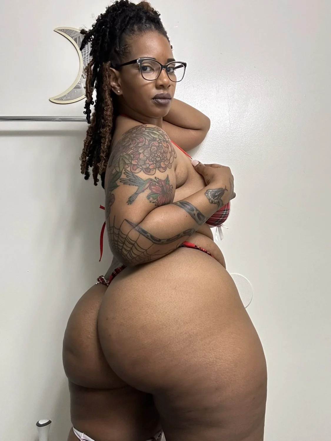 Sexy Thick Mixed ebony mature | phat ass cougar ebony image 12