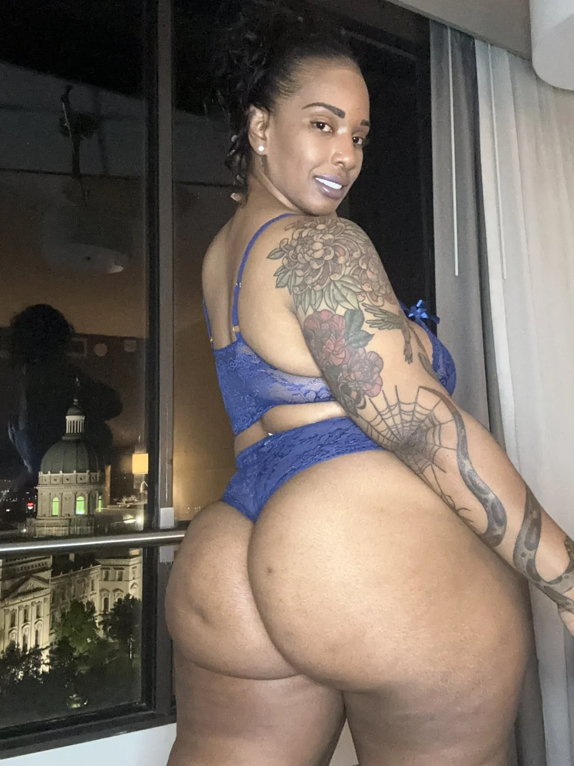 Sexy Thick Mixed ebony mature | phat ass cougar ebony image 26
