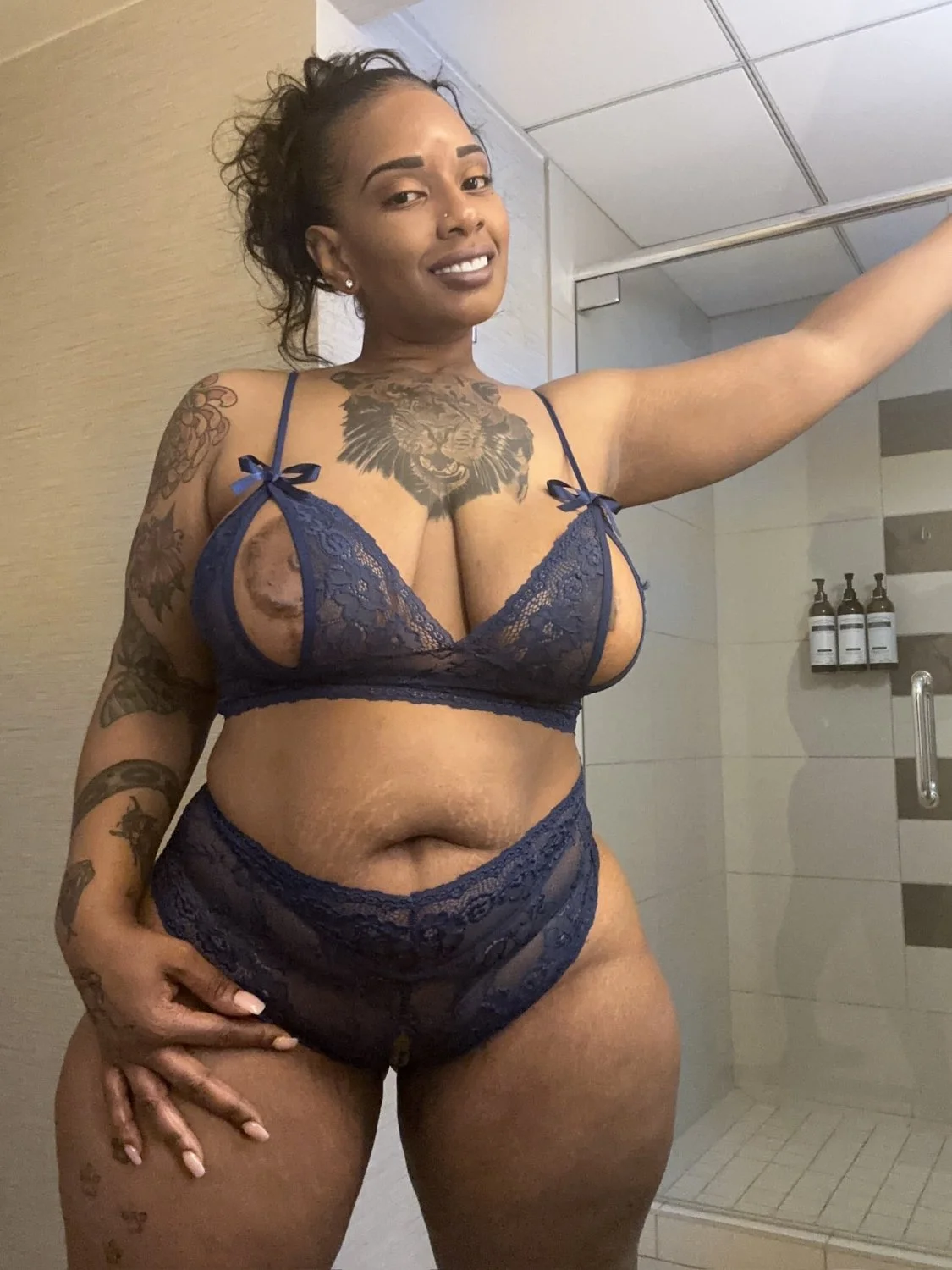 Sexy Thick Mixed ebony mature | phat ass cougar ebony image 31