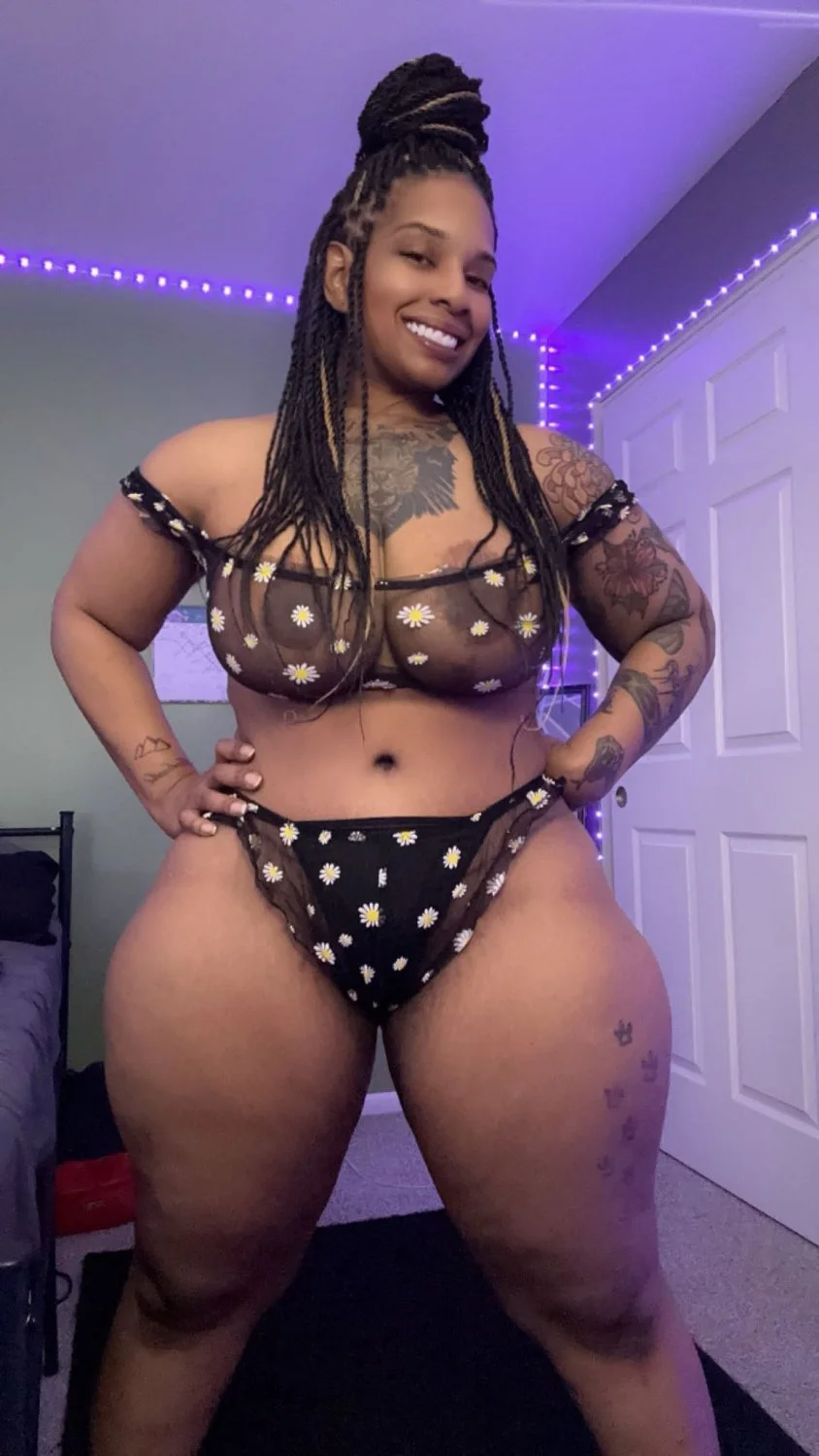 Sexy Thick Mixed ebony mature | phat ass cougar ebony image 45
