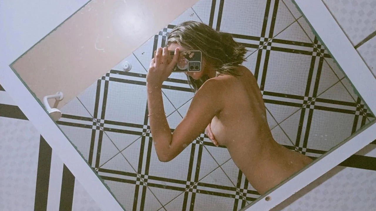 Loirinha gostosa magrinha da bunda e peitos grandes image 5