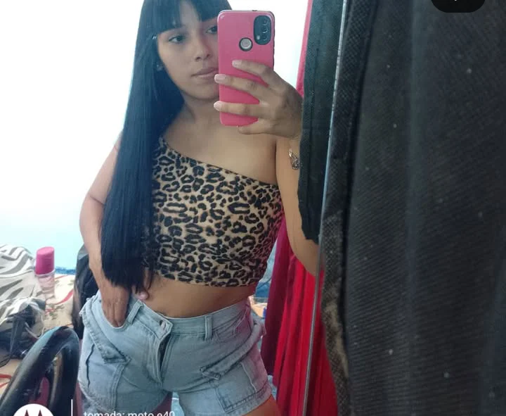 La puta de mi novia le manda esto al otro soy re cuerno argentina rica main image