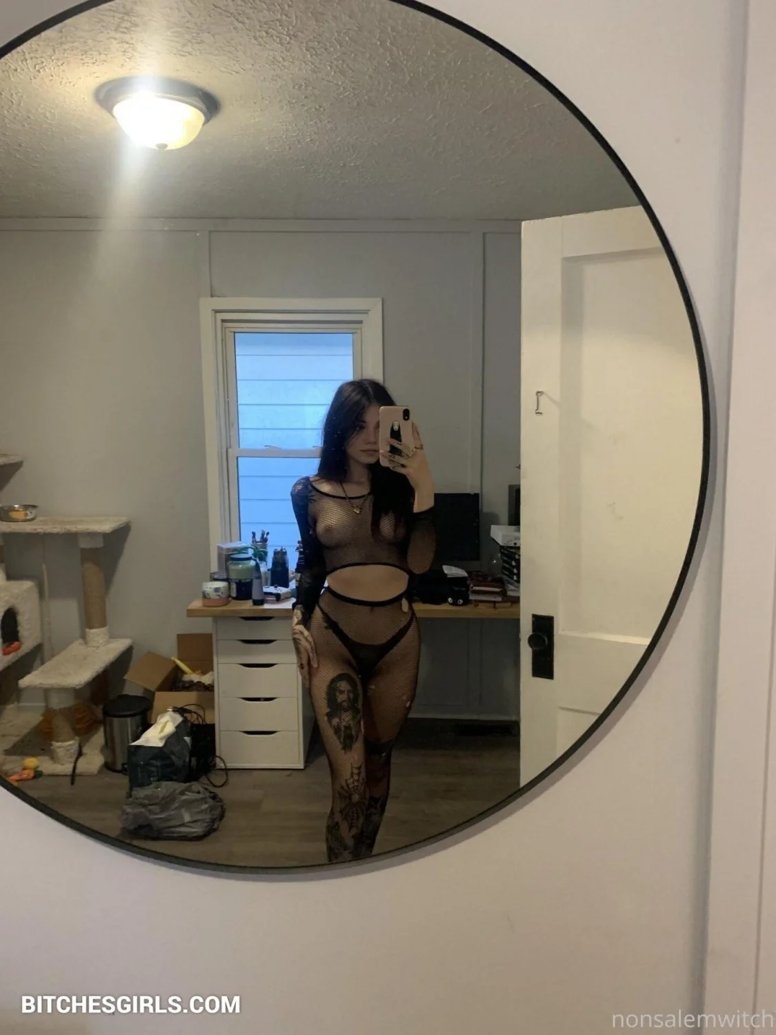 Bust A Nut To A Hot Goth Girl image 6