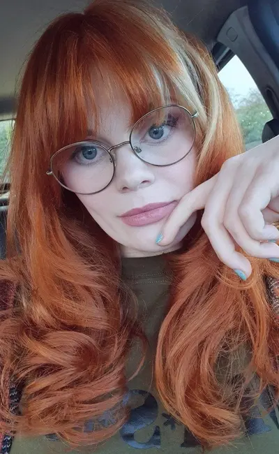 She got a fiance and still craves for bbc, help her out cover image