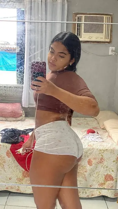 Morena novinha safada teve os nudes vazados! Vídeo novo erome Brasil vazados cover image