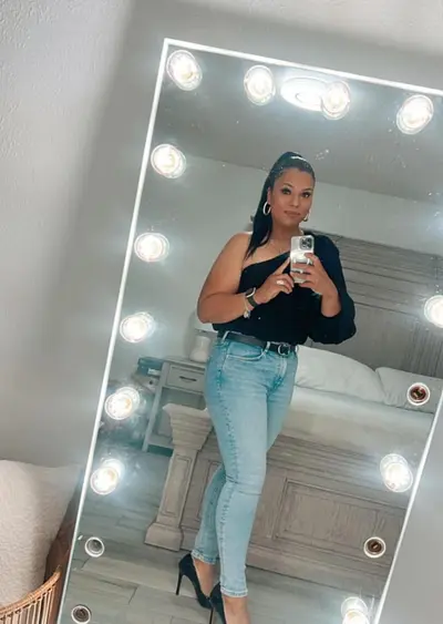 Sexy Milf Latina tribute cover image