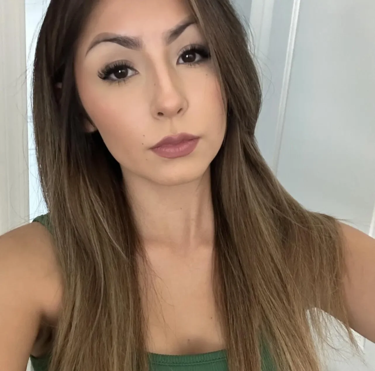 Natalie V image 30