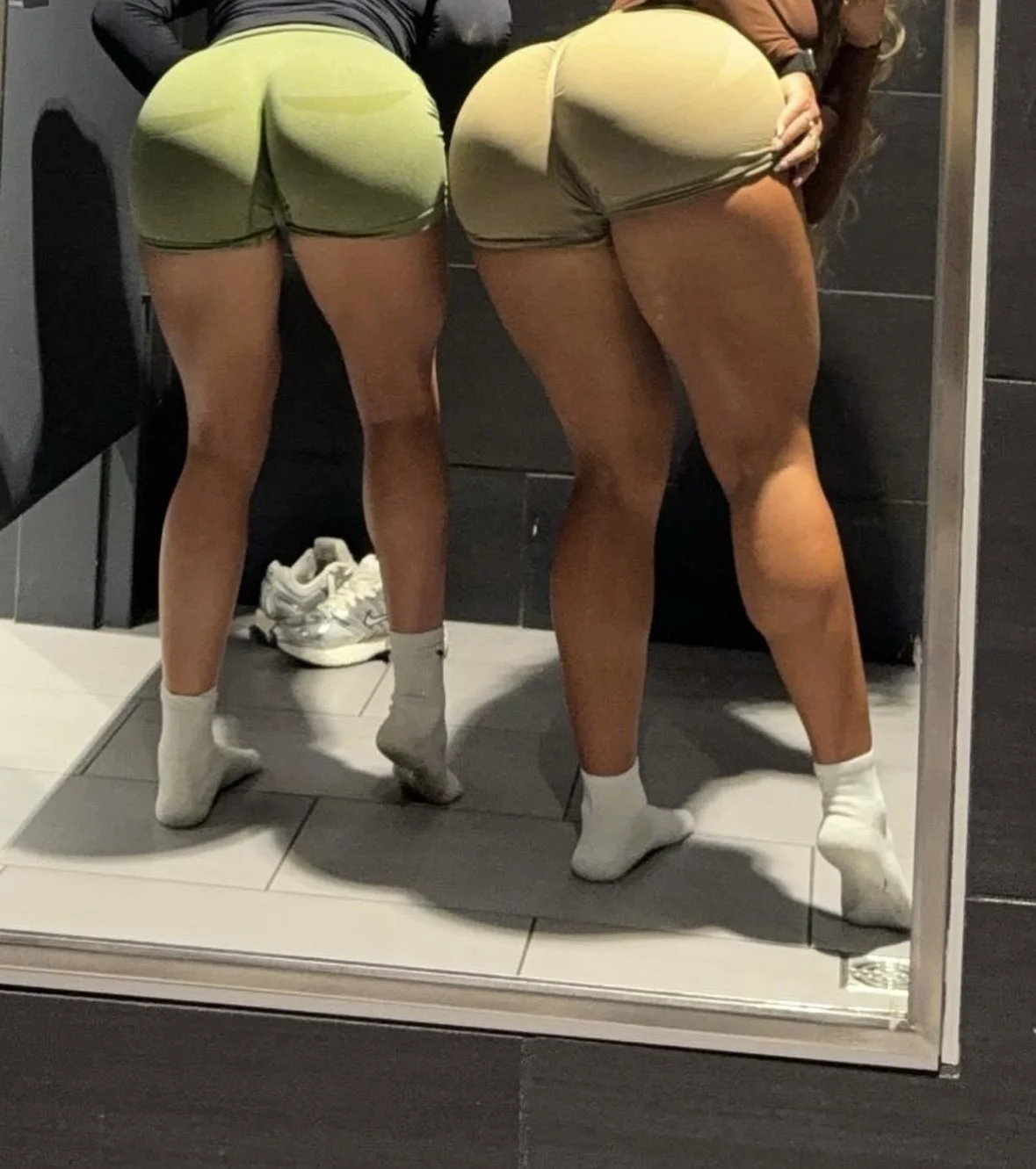 Hall of fame gym pawg image 11