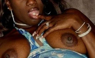 Sexy Ebony Milf Mommy Fingers in Cun !!! image 8