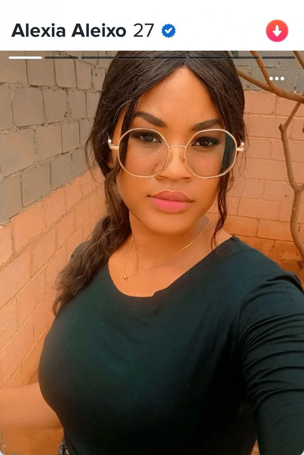 Light skin girl main image