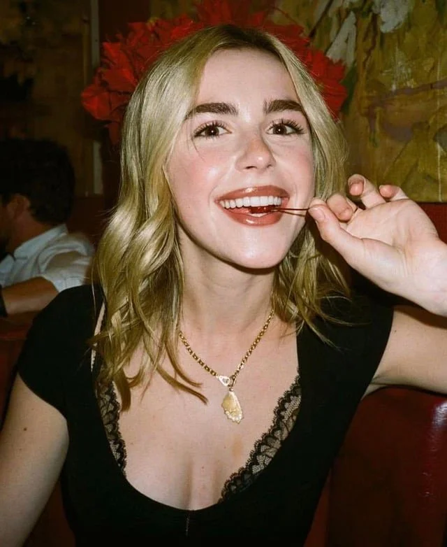 Kiernan Shipka Fap Collection image 11