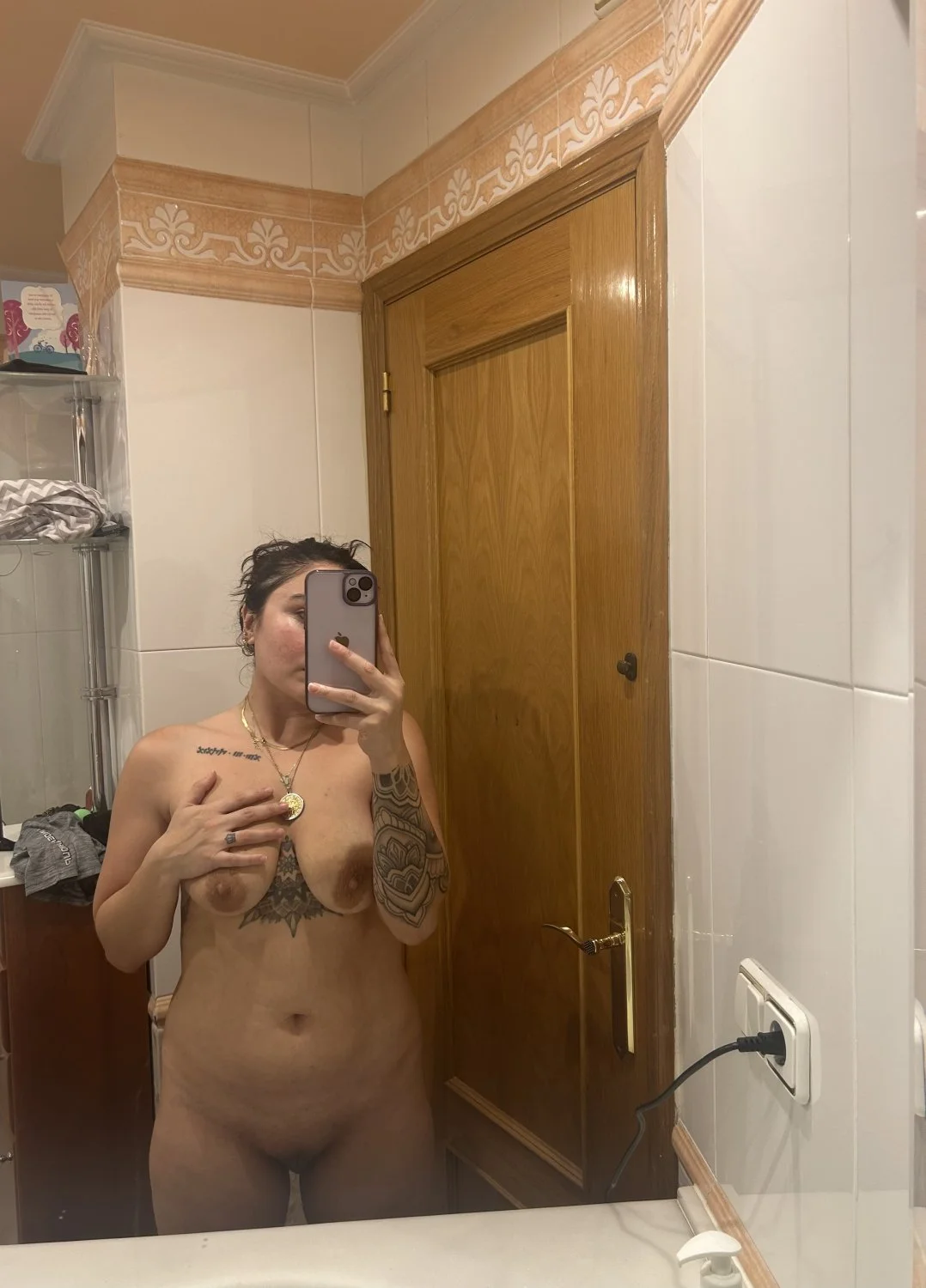 Slimthick Latina Baddie Want You To Goon To Her image 8