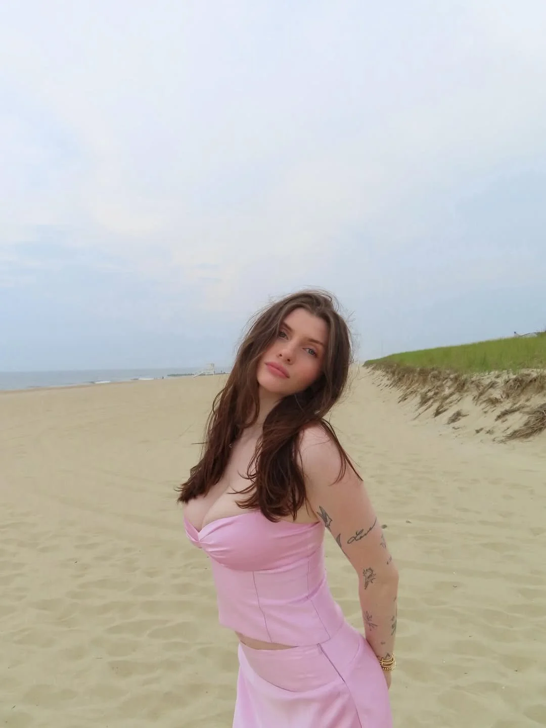 Carly ig model image 8