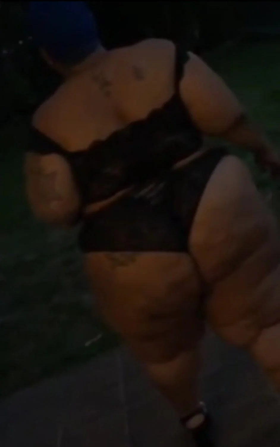 BBw AunTy g0t A B1G oL butT !! image 21