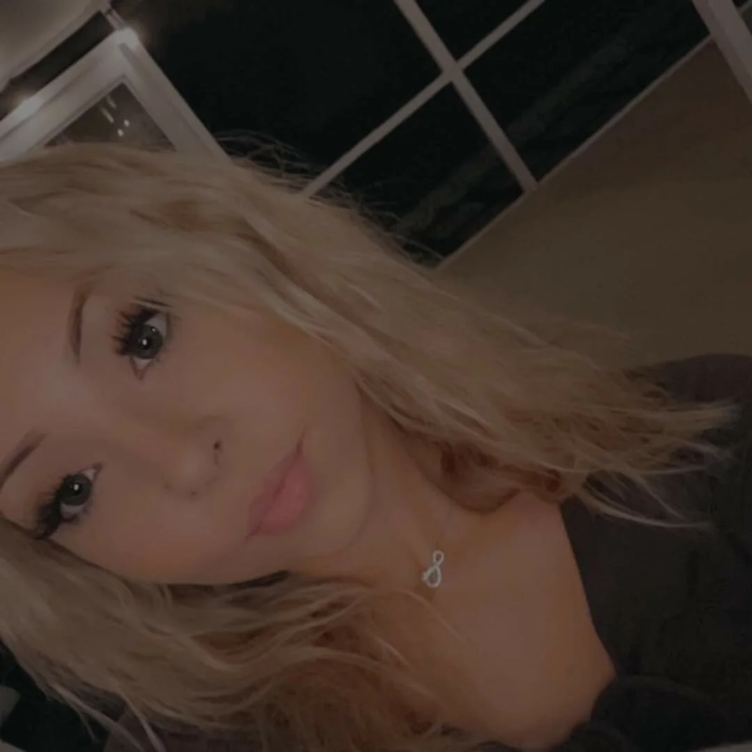 Alyssa lost image 10