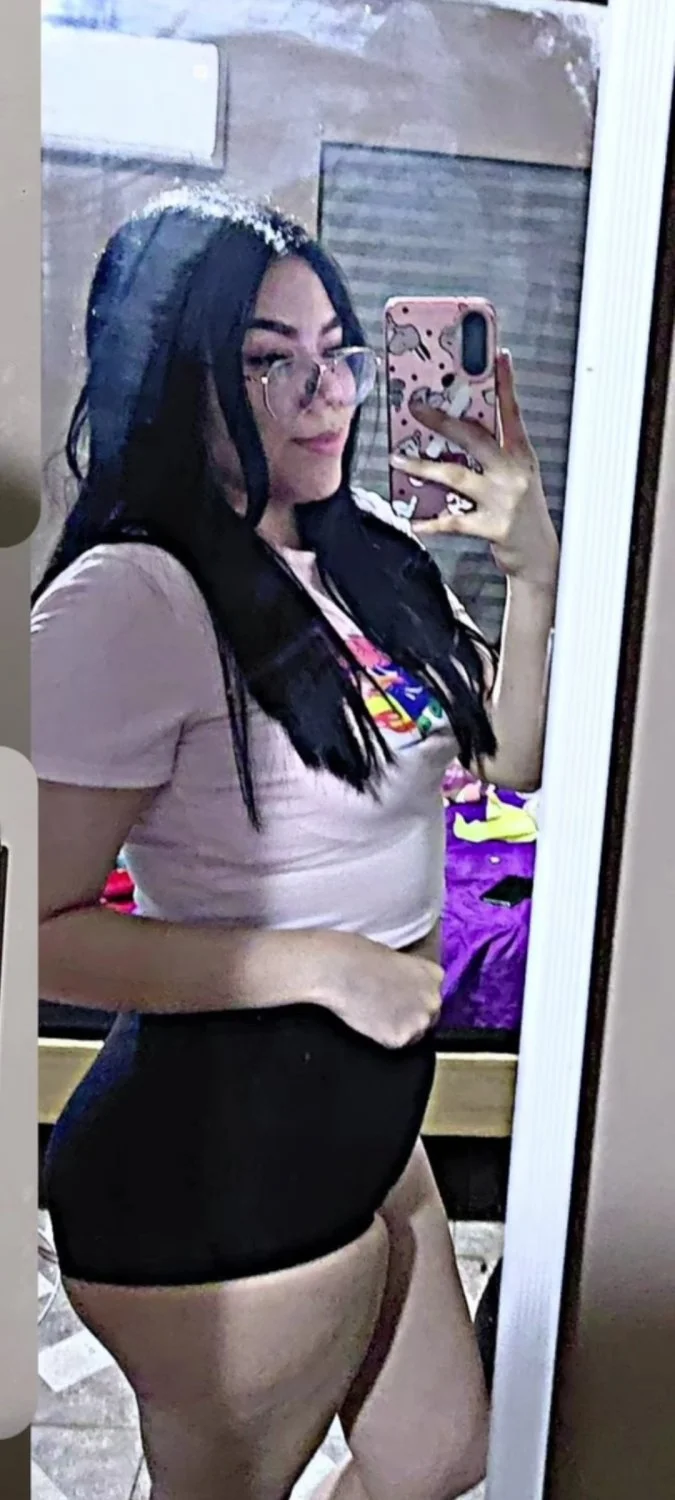 Chica Puta mostrando su cuerpo de putita y sexy image 9