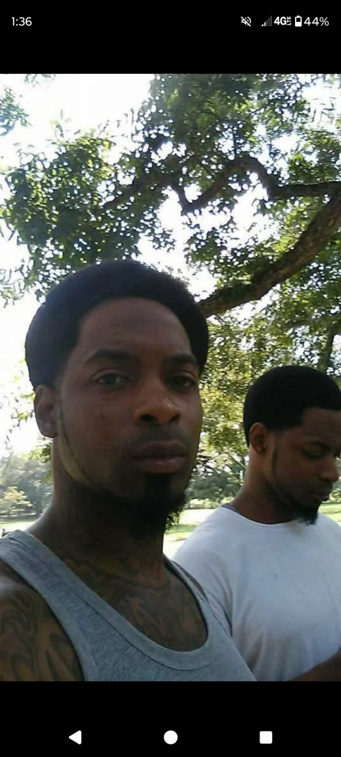 Me and my twin😁😁😁 main image