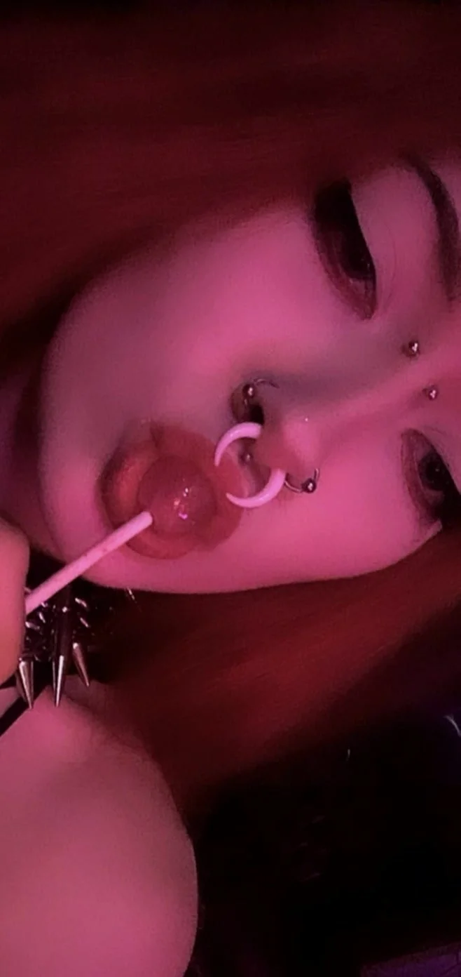 This goth girl wants to lock you up & have you worship me main image