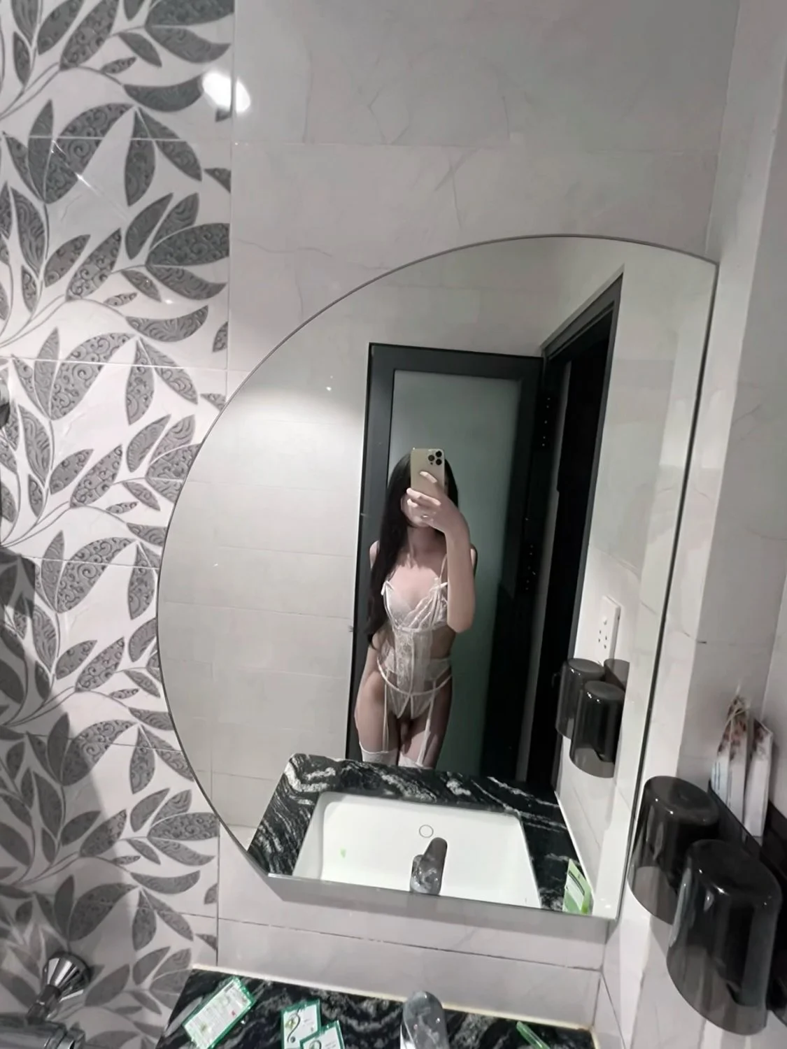 Ladyboy Lam baby image 15