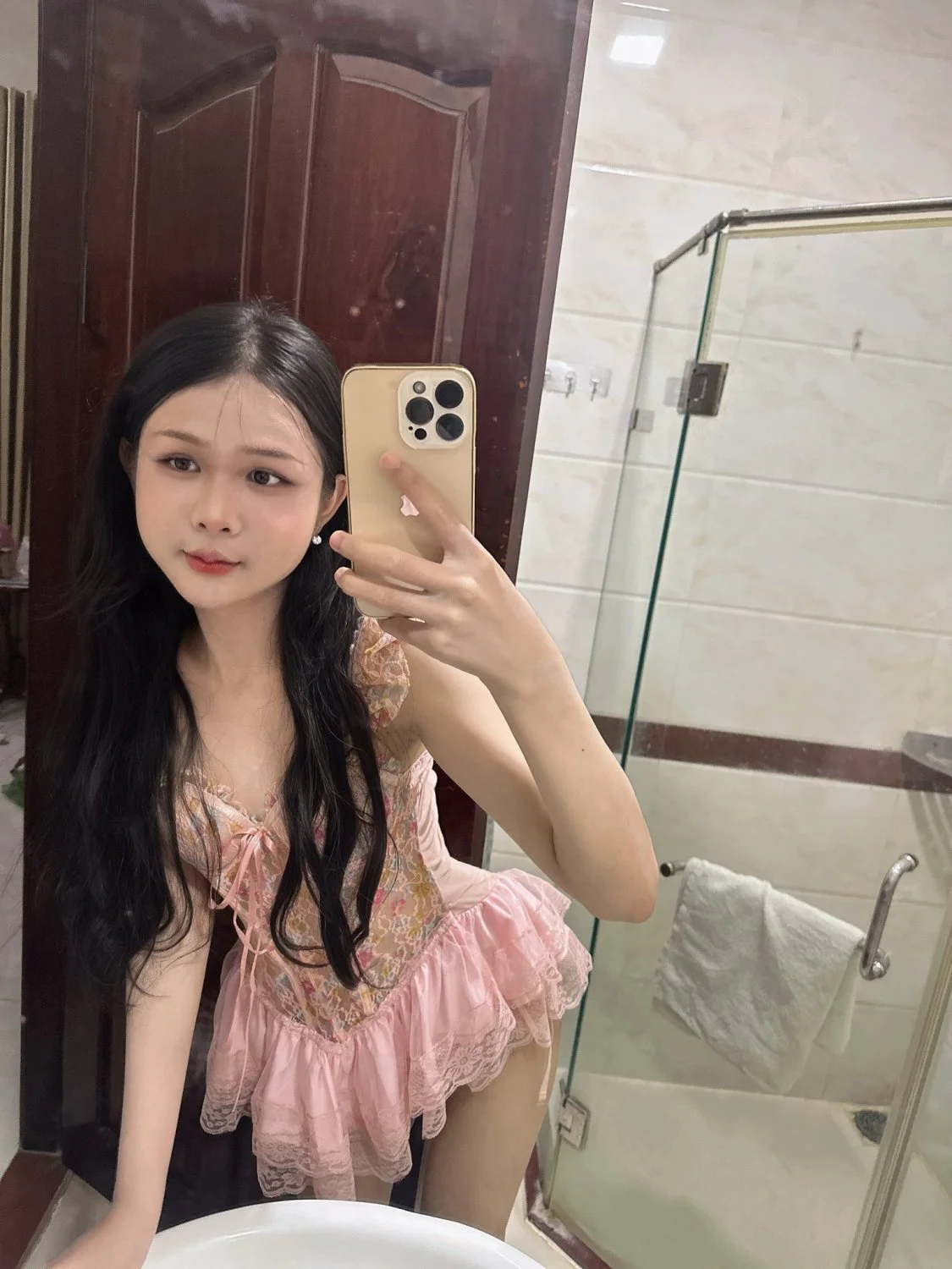 Ladyboy Lam baby image 19