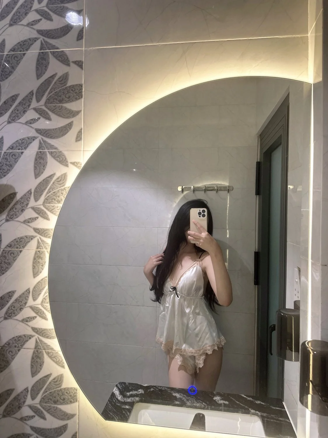 Ladyboy Lam baby image 32