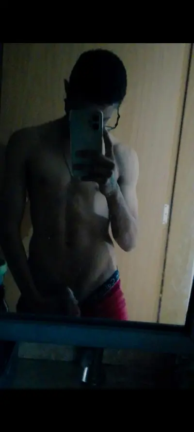 Quem vai receber leitinho hj?! cover image