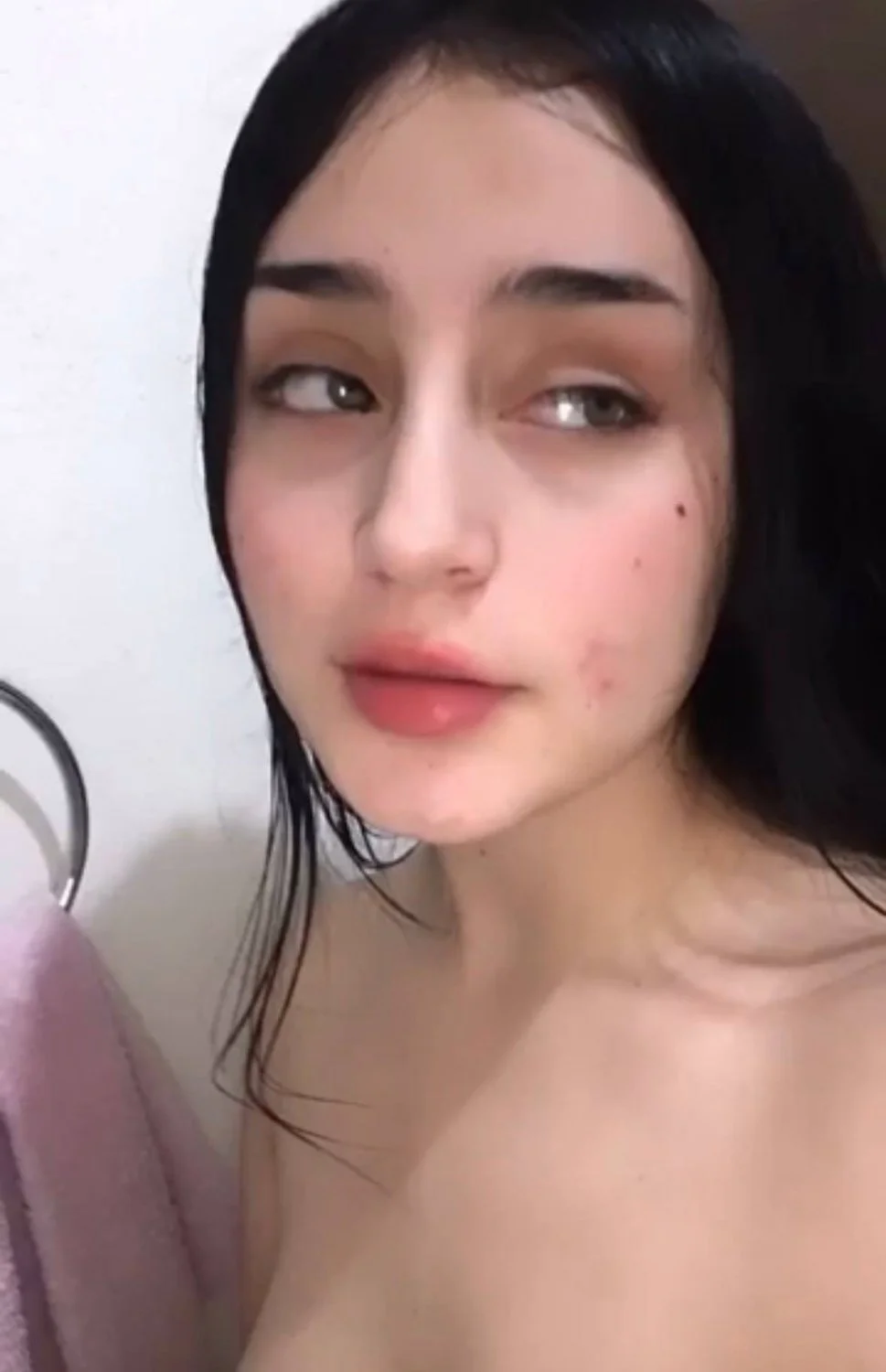 Jocelyn 20 image 7