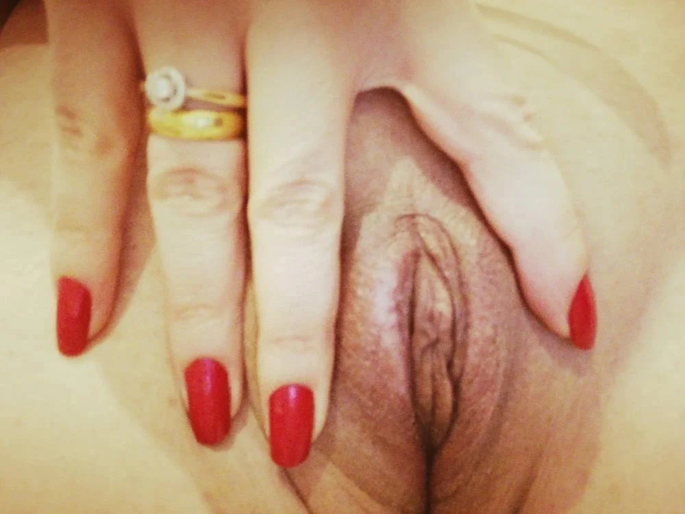 Cristina 01 milf sexual, hairy and insatiable image 6