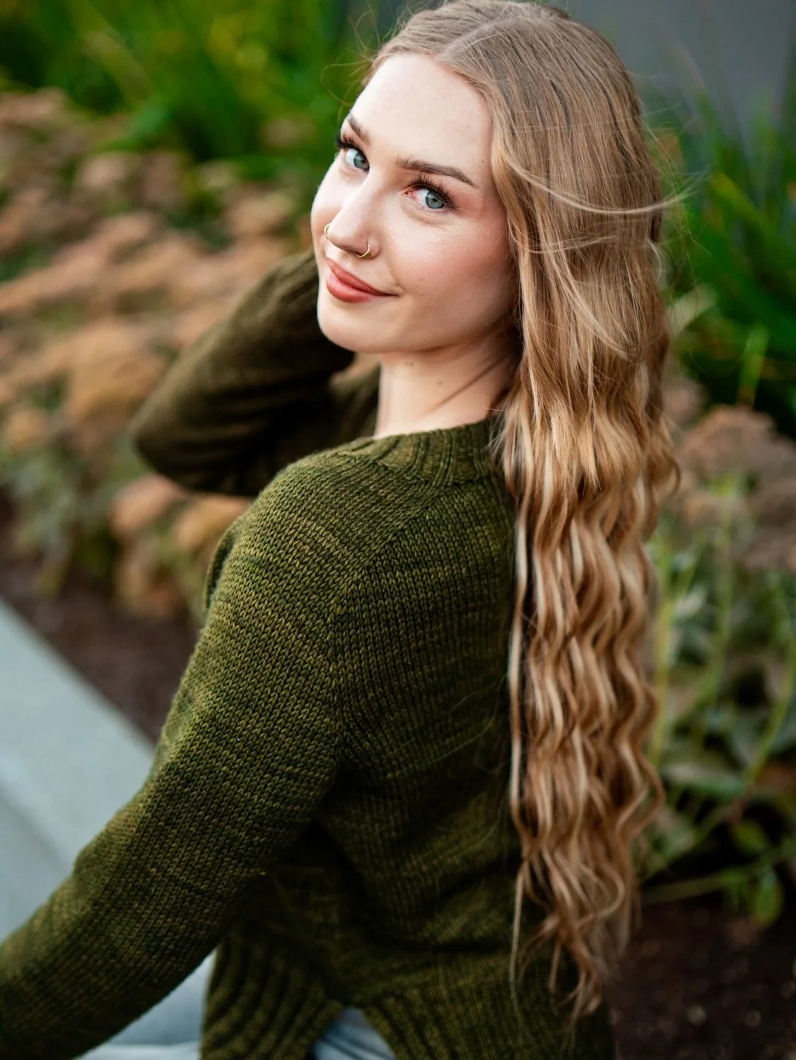 PD #808: Blonde model image 3