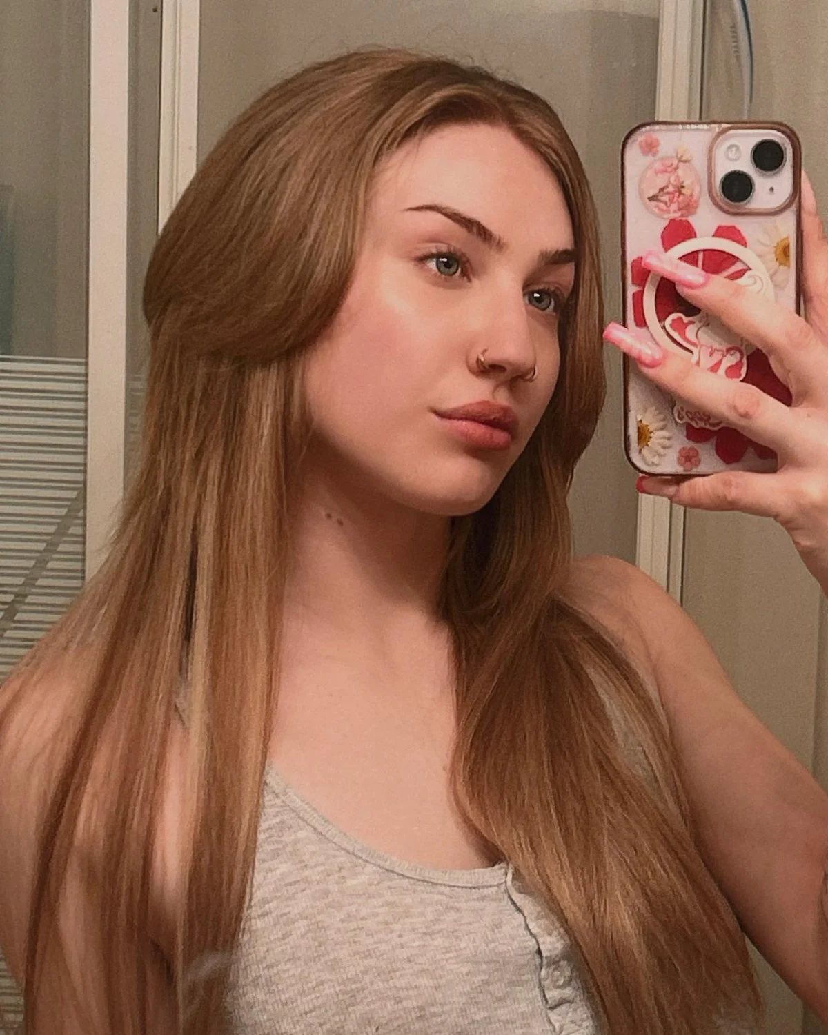 PD #808: Blonde model image 8