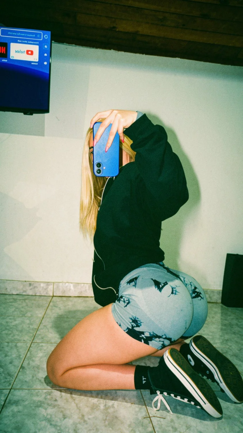 milifidotto 🌚😶‍🌫️ fotos image 24