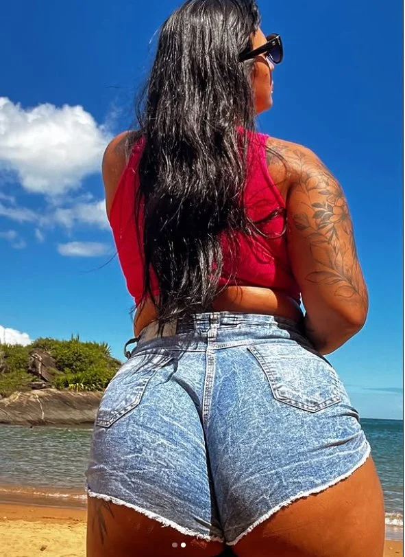 @ry MILF image 14