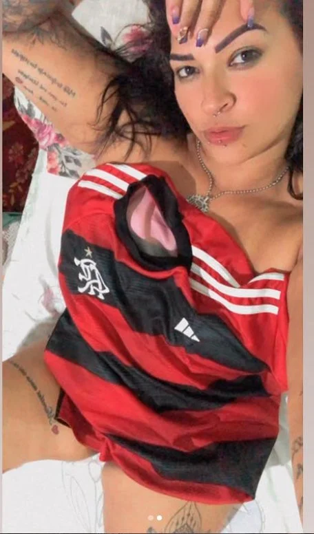 @ry MILF image 8