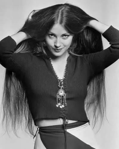 Beautiful Jane Seymour image 12