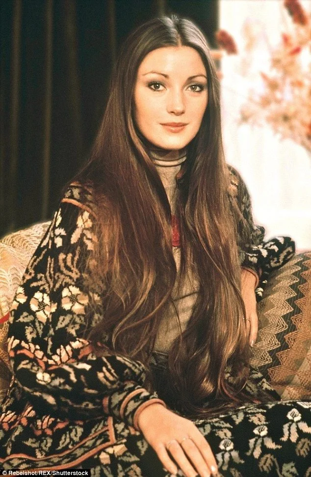 Beautiful Jane Seymour image 21