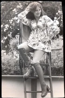 Beautiful Jane Seymour image 22