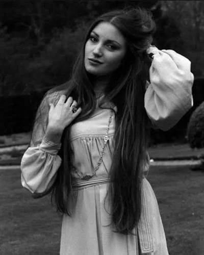 Beautiful Jane Seymour image 9